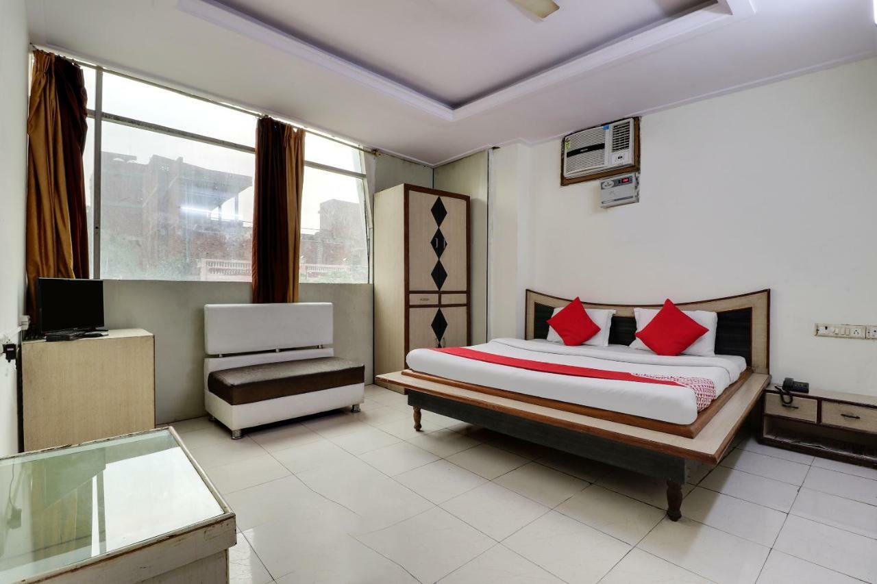 Oyo 45398 Kunal Hotel Etāwah Exterior foto